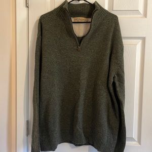 Lee Valley Ireland. lambswool mossy green quarter zip sweater. XL. Unisex.